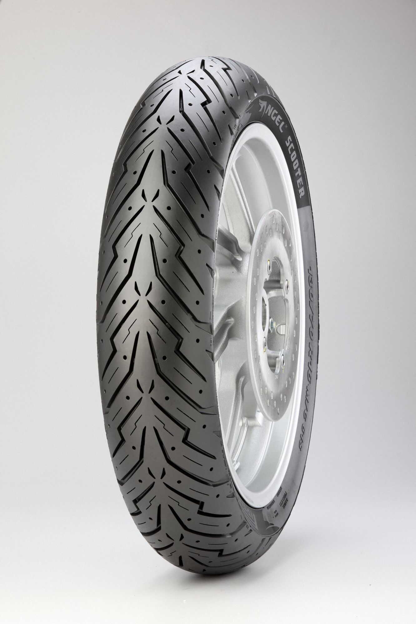 Pirelli ANGEL SCOOTER 120/80 16 60P